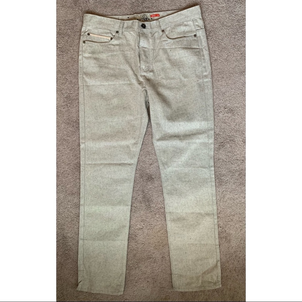 Tapered leg white jeans W36 L32